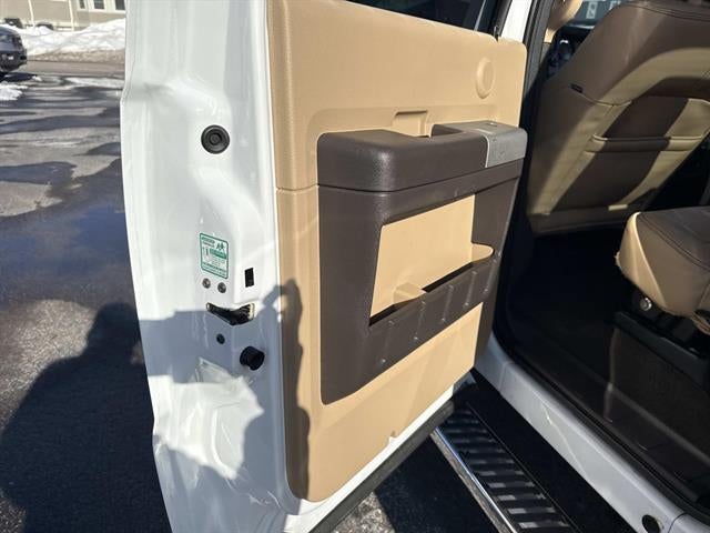 2015 Ford Super Duty F-350 SRW Lariat