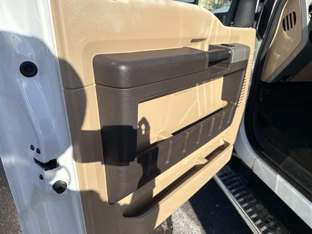 2015 Ford Super Duty F-350 SRW Lariat