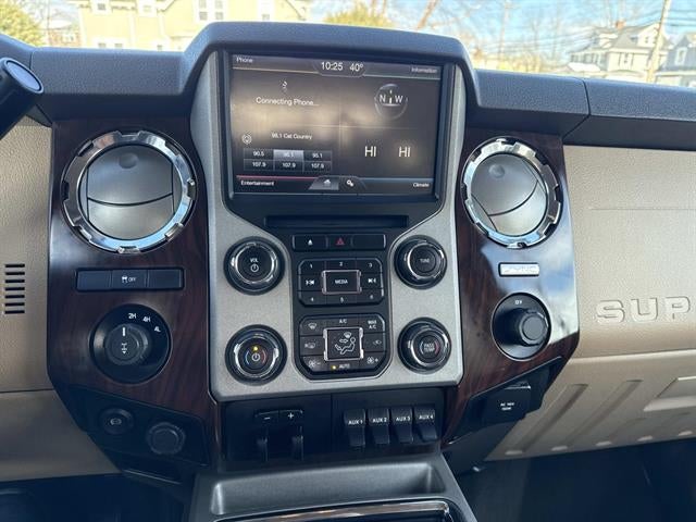 2015 Ford Super Duty F-350 SRW Lariat