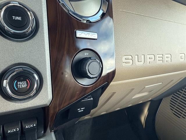 2015 Ford Super Duty F-350 SRW Lariat