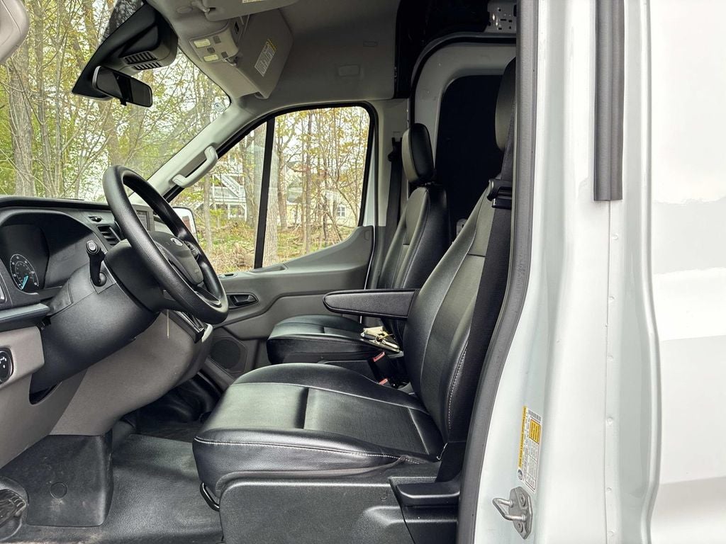 2024 Ford Transit-250 Base