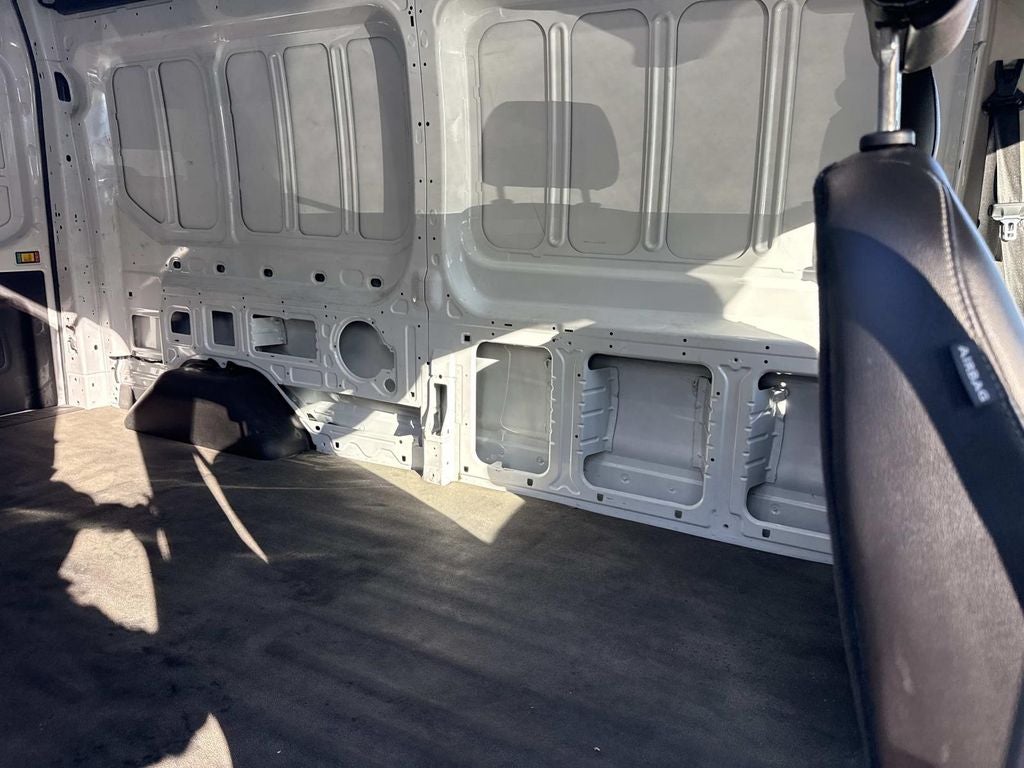2022 Ford Transit-250 Base
