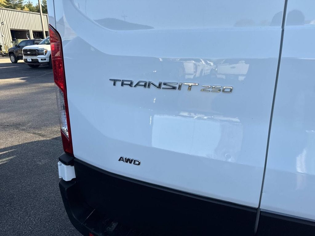 2022 Ford Transit-250 Base