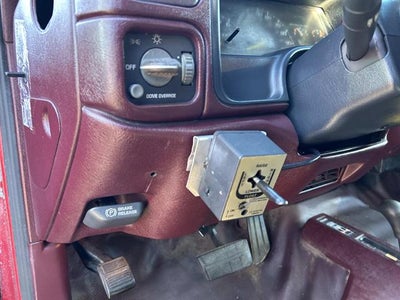 1997 GMC Sierra 3500 4X4 2dr Regular Cab