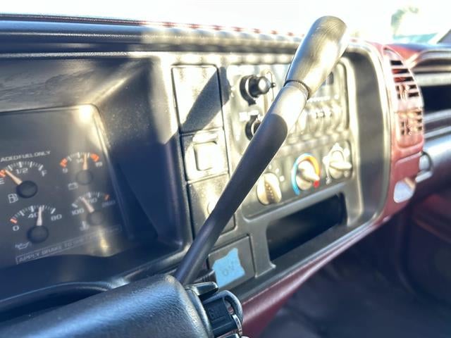 1997 GMC Sierra 3500 4X4 2dr Regular Cab