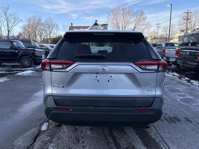 2019 Toyota RAV4 LE