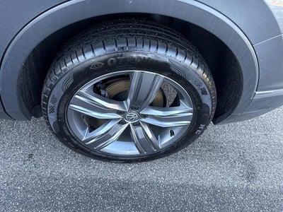 2020 Volkswagen Tiguan AWD 2.0T SE 4Motion 3 Row