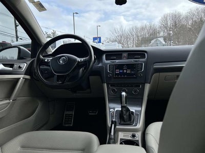 2017 Volkswagen Golf Alltrack TSI SE 4Motion