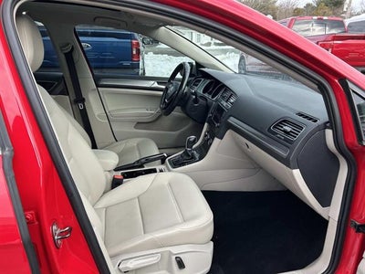 2017 Volkswagen Golf Alltrack TSI SE 4Motion