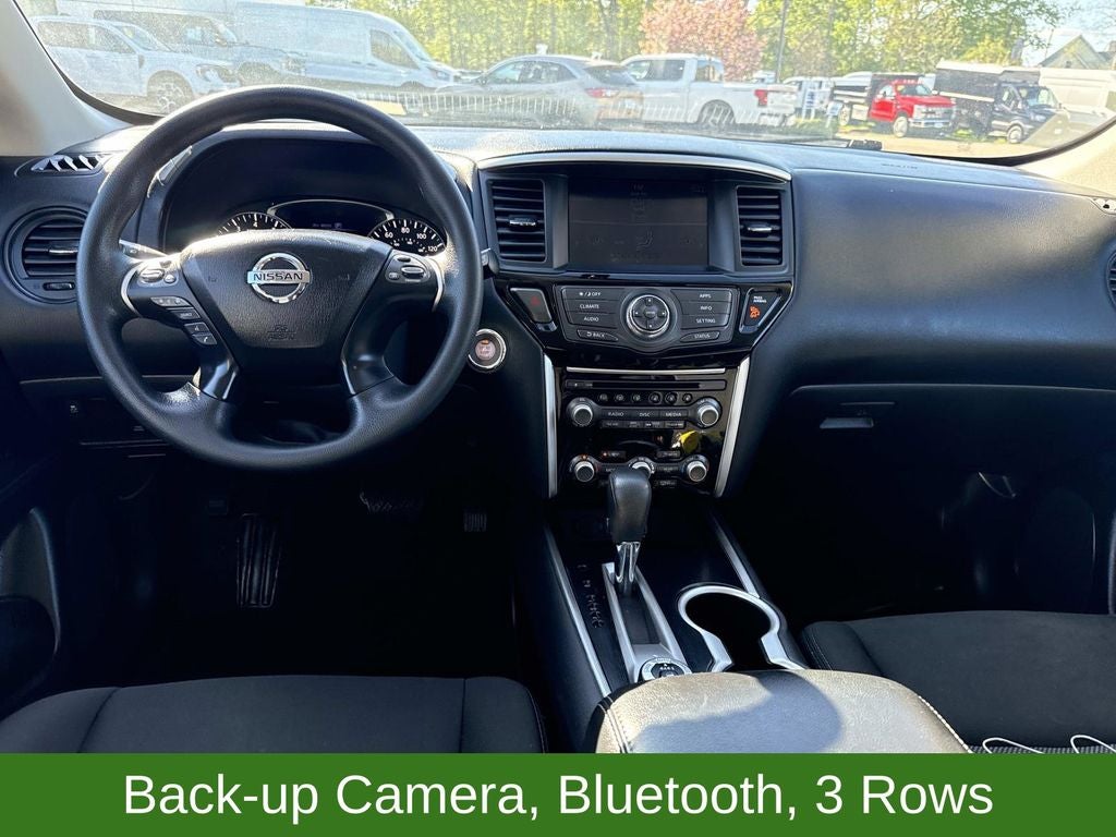 2020 Nissan Pathfinder S