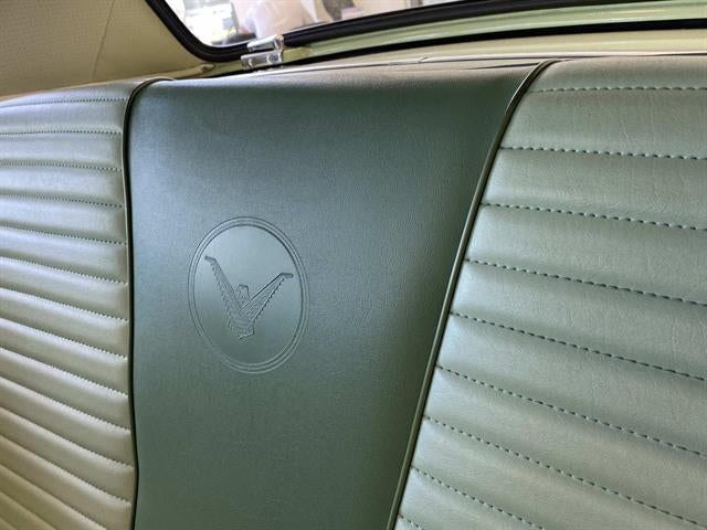 1957 Ford THUNDERBIRD Base