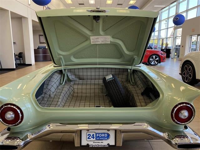 1957 Ford THUNDERBIRD Base