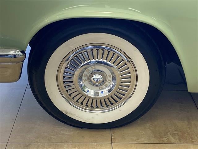 1957 Ford THUNDERBIRD Base