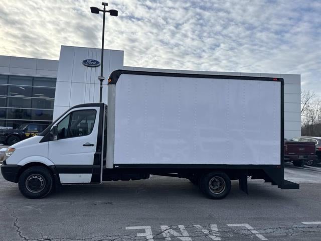 2017 Freightliner SPRINTER 3500 3500 2dr BOX TRUCK