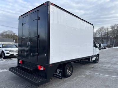 2017 Freightliner SPRINTER 3500 3500 2dr BOX TRUCK