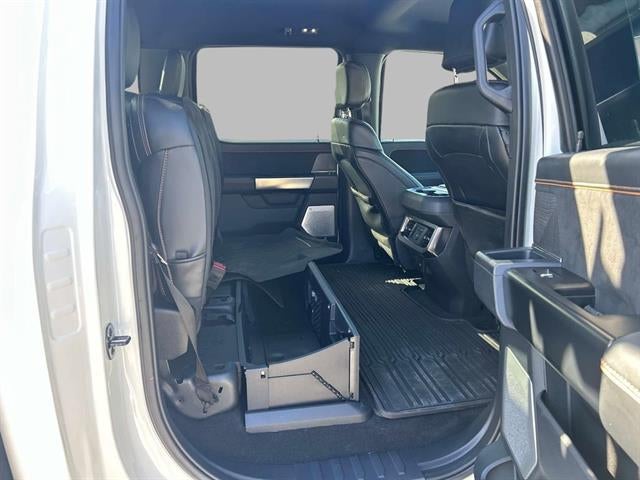 2023 Ford Super Duty F-350 SRW Platinum