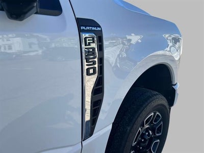 2023 Ford Super Duty F-350 SRW Platinum
