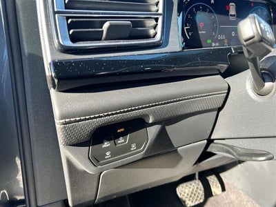 2024 Volkswagen Atlas Cross Sport SE 4Motion