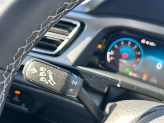 2024 Volkswagen Atlas Cross Sport SE 4Motion