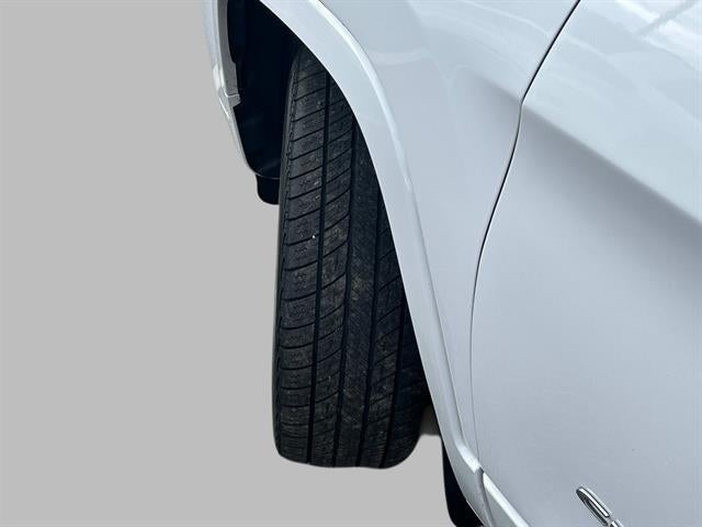 2019 Jeep Cherokee Overland