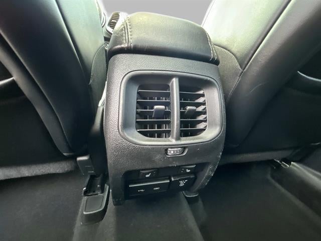 2019 Jeep Cherokee Overland