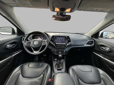 2019 Jeep Cherokee Overland