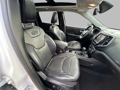 2019 Jeep Cherokee Overland