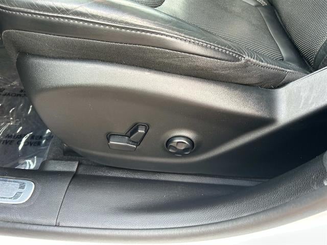 2019 Jeep Cherokee Overland