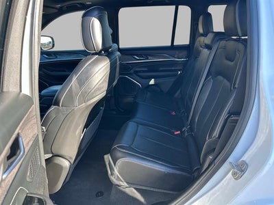 2022 Jeep Grand Cherokee Overland