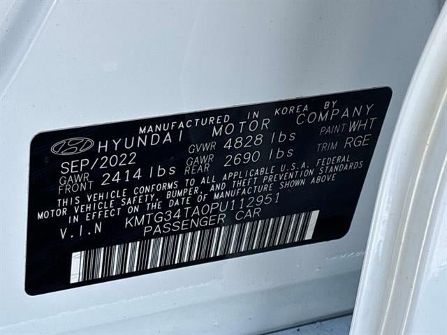 2023 Genesis G70 2.0T