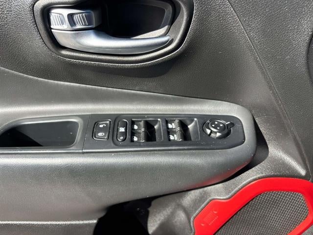 2019 Jeep Renegade Trailhawk