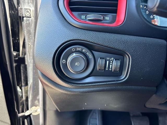 2019 Jeep Renegade Trailhawk