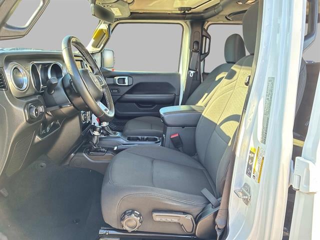 2022 Jeep Wrangler Sahara