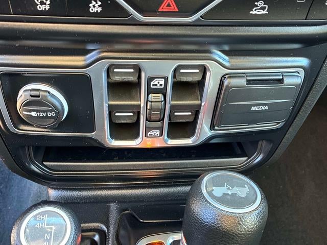 2022 Jeep Wrangler Sahara