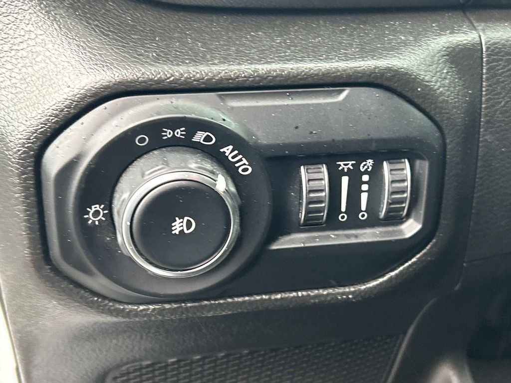 2022 Jeep Wrangler Unlimited Sahara Altitude