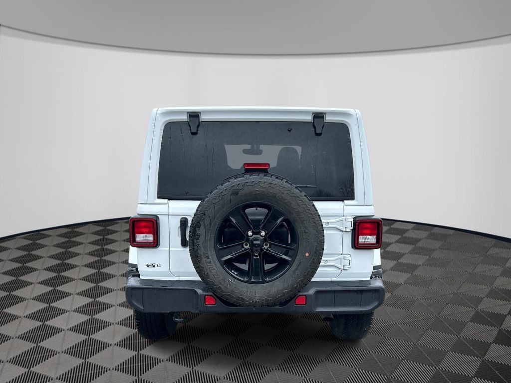 2022 Jeep Wrangler Unlimited Sahara Altitude