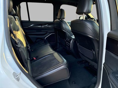 2022 Jeep Grand Cherokee Altitude