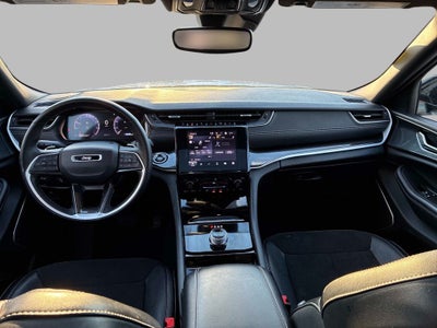 2022 Jeep Grand Cherokee Altitude