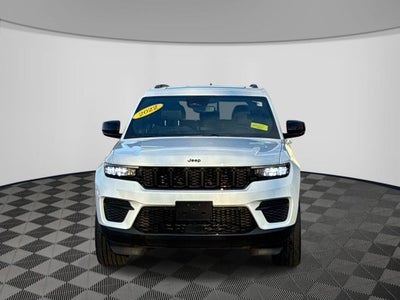 2022 Jeep Grand Cherokee Altitude