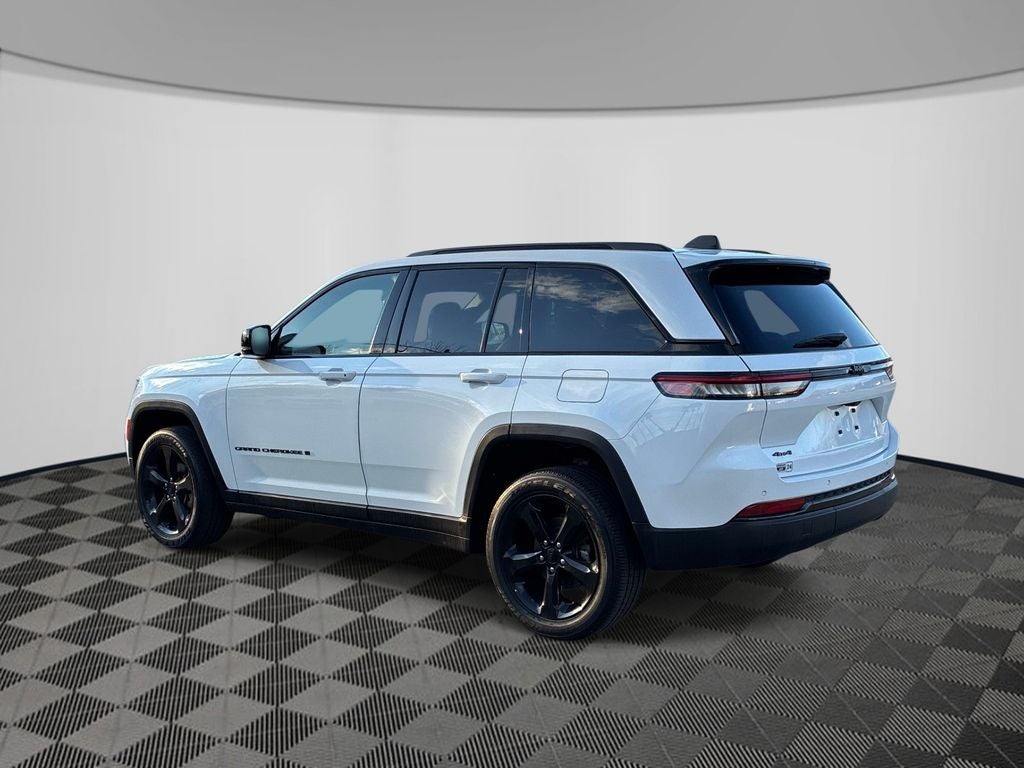 2022 Jeep Grand Cherokee Altitude