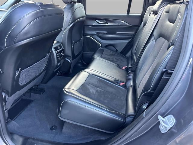 2022 Jeep Grand Cherokee Altitude