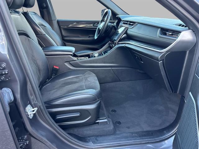 2022 Jeep Grand Cherokee Altitude