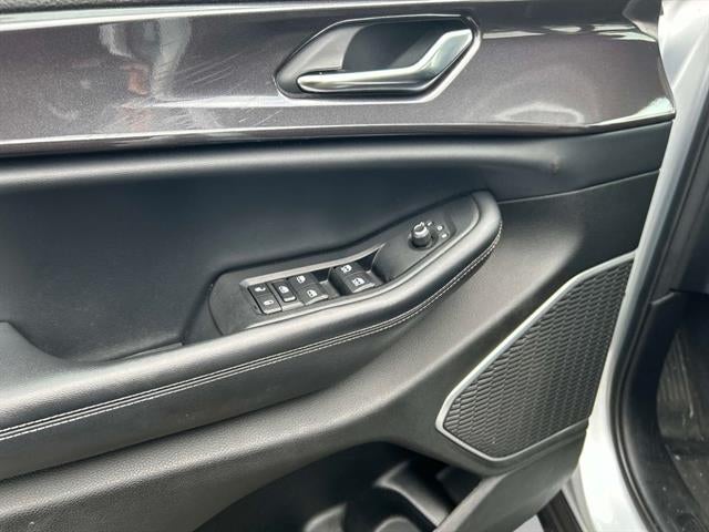 2022 Jeep Grand Cherokee L Altitude