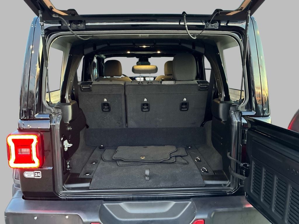 2025 Jeep Wrangler Sahara 4xe