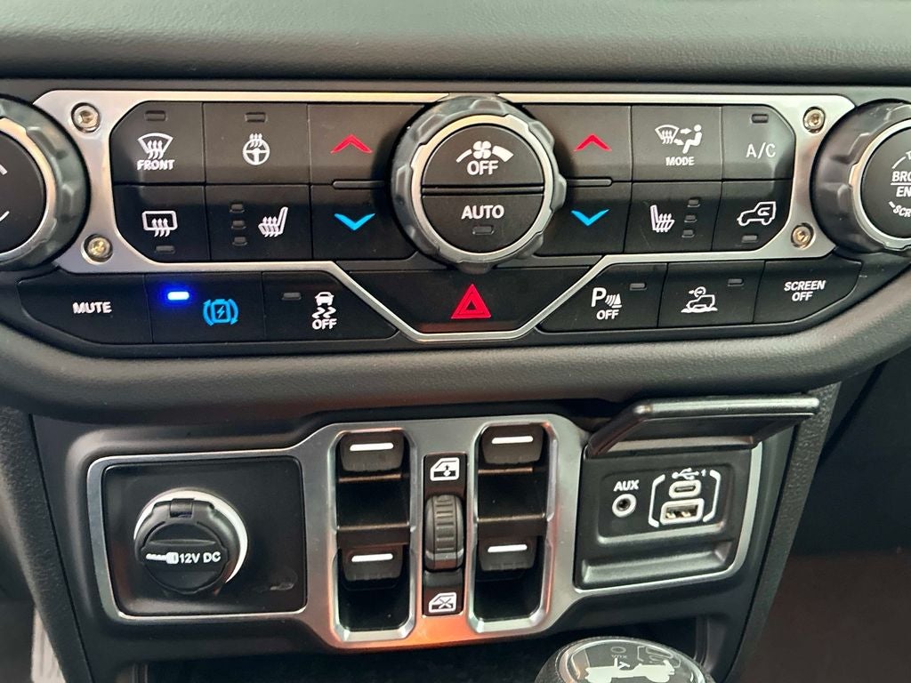 2025 Jeep Wrangler Sahara 4xe