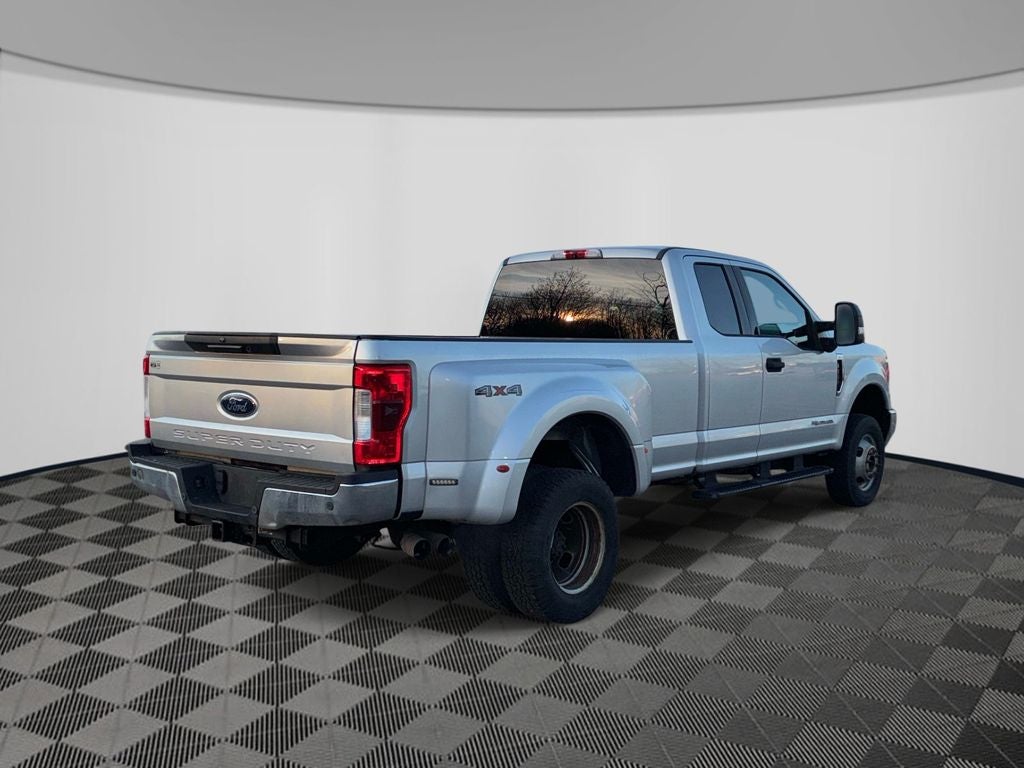 2017 Ford F-350SD XLT