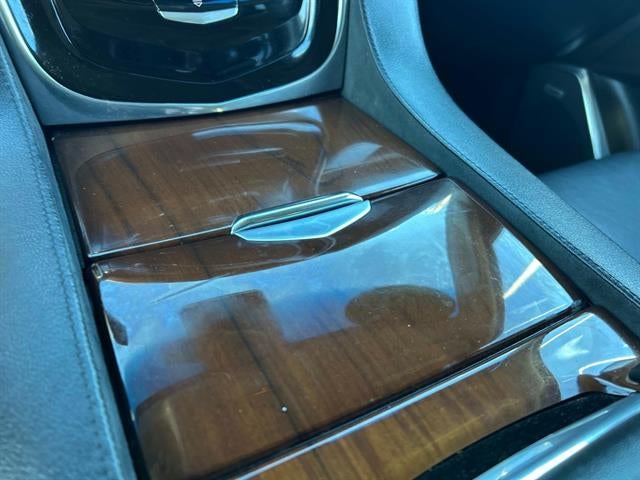 2017 Cadillac Escalade ESV Luxury