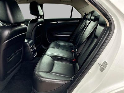 2019 Chrysler 300 Touring L