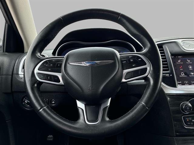 2019 Chrysler 300 Touring L