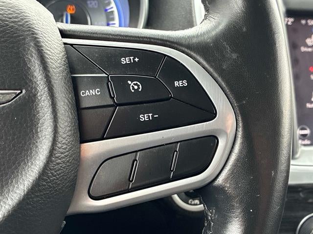 2019 Chrysler 300 Touring L